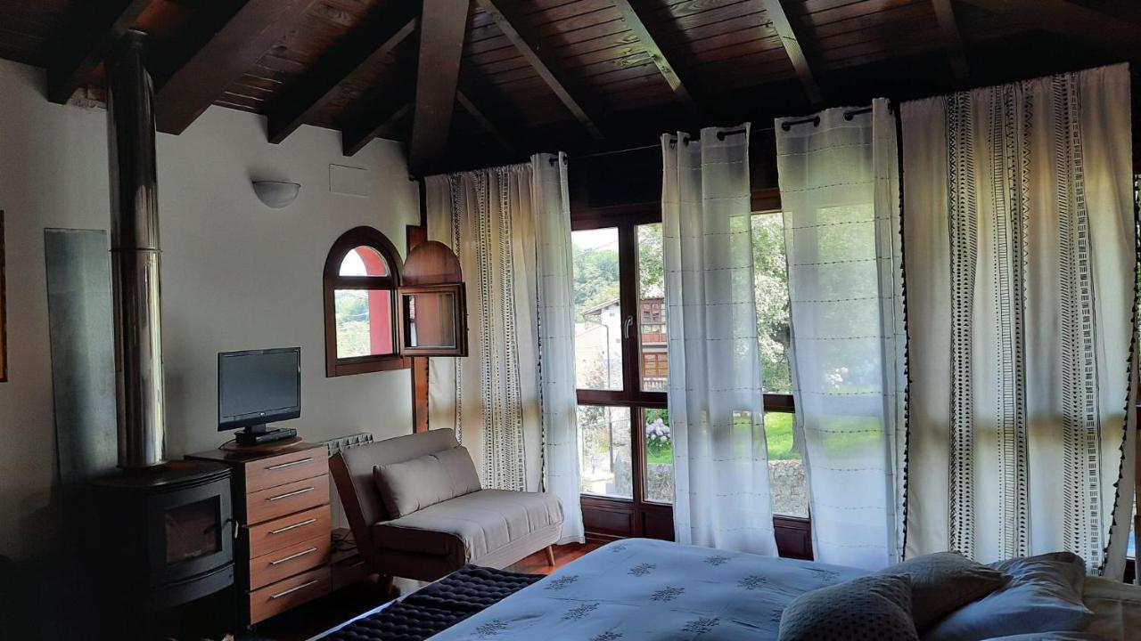 La Casa De Abajo Villa Llanes Kültér fotó