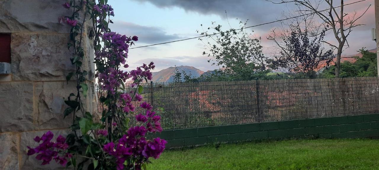 La Casa De Abajo Villa Llanes Kültér fotó