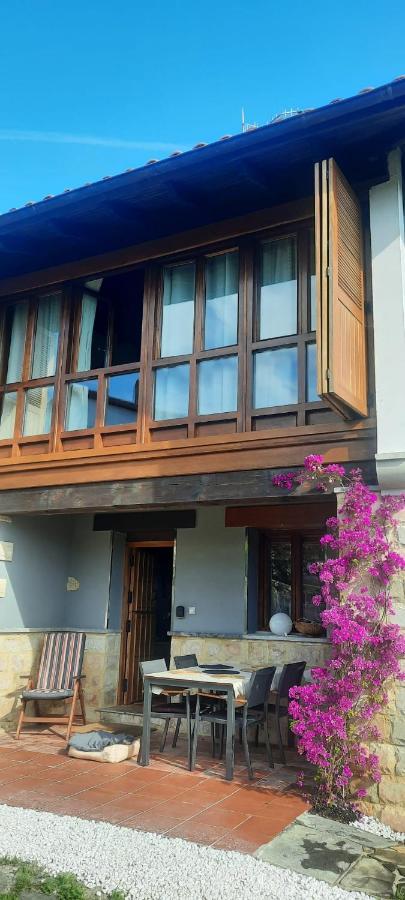 La Casa De Abajo Villa Llanes Kültér fotó